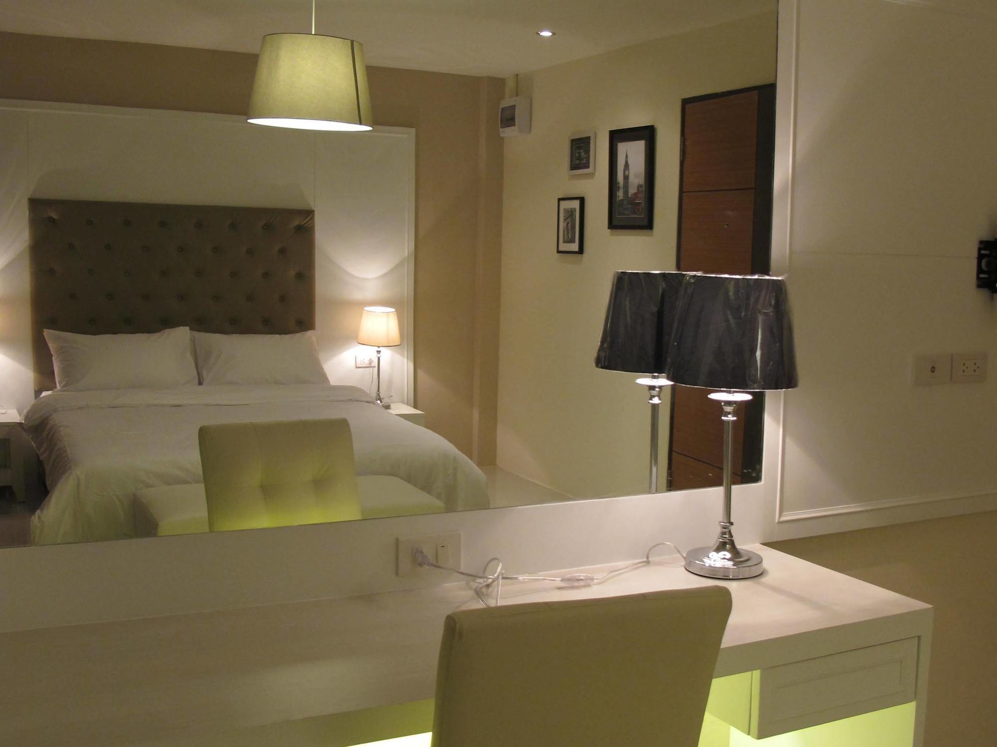 โรงแรมอินจัน Inn-Chan Chanthaburi Bagian luar foto